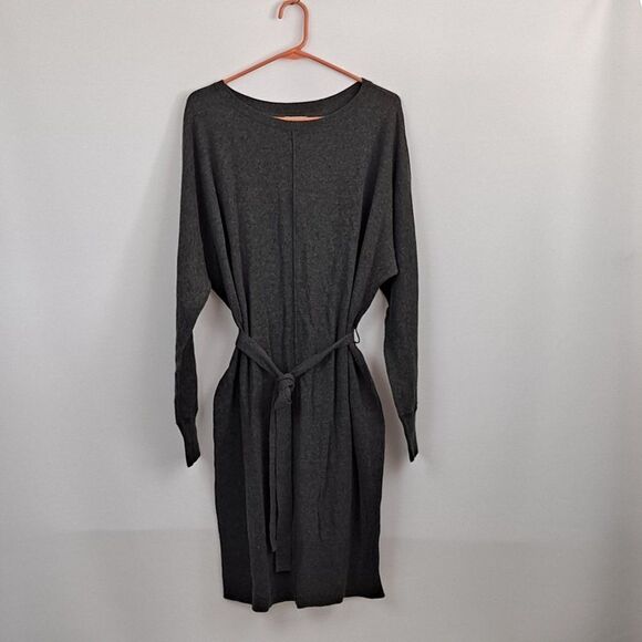 Ladies Sweater dress  NWT - Picture 1 of 11
